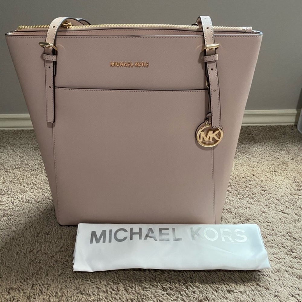 NWT Micheal Kors NS Voyager Tote in Soft Pink